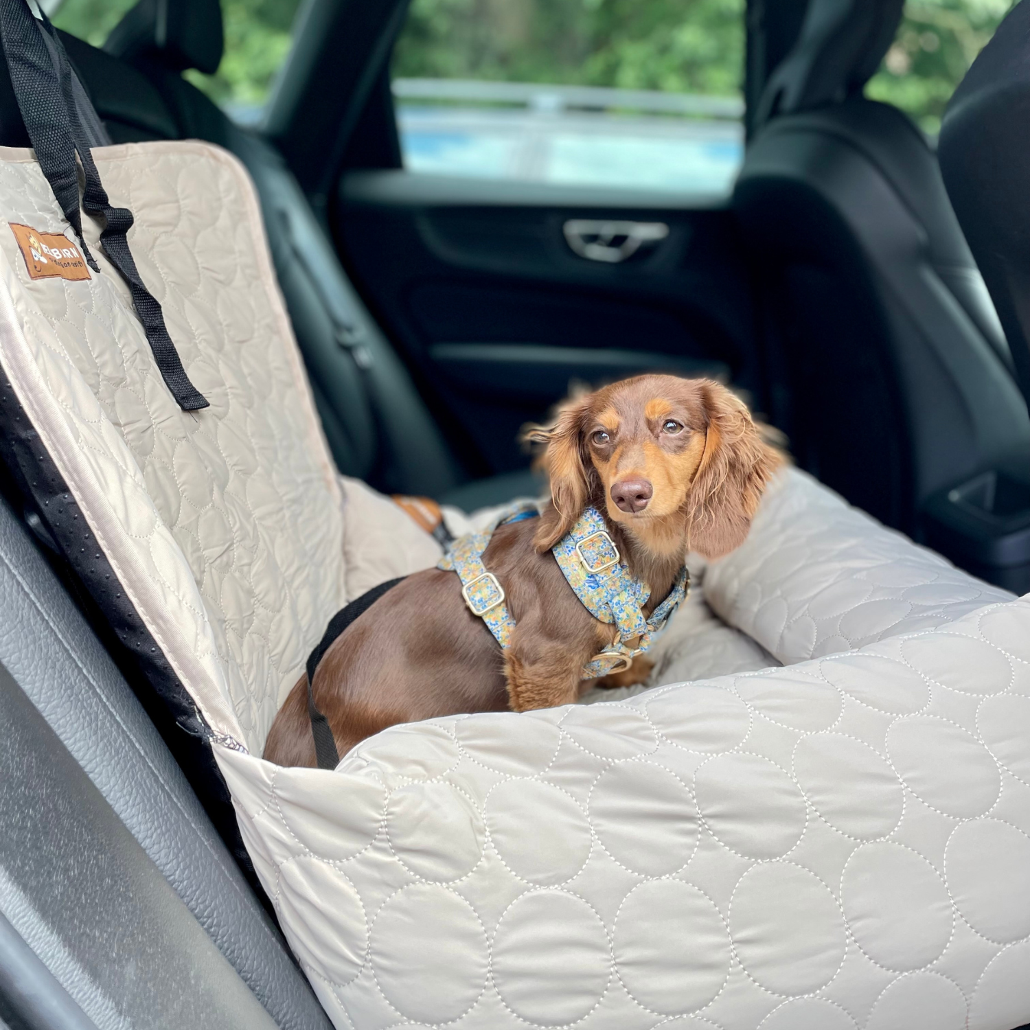 Pelsbarn Cooling Car Bed